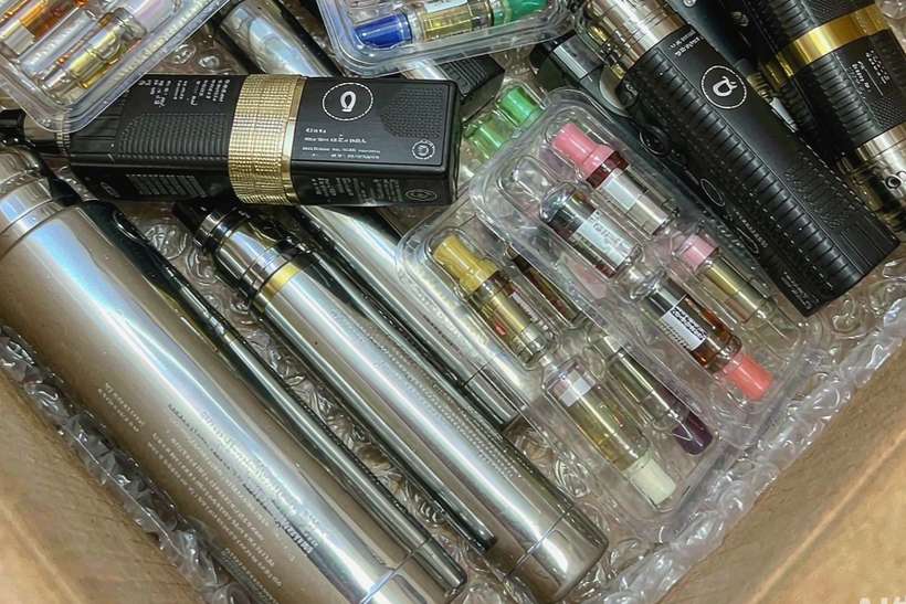 Bulk Distribution for vape accessories — bulk case