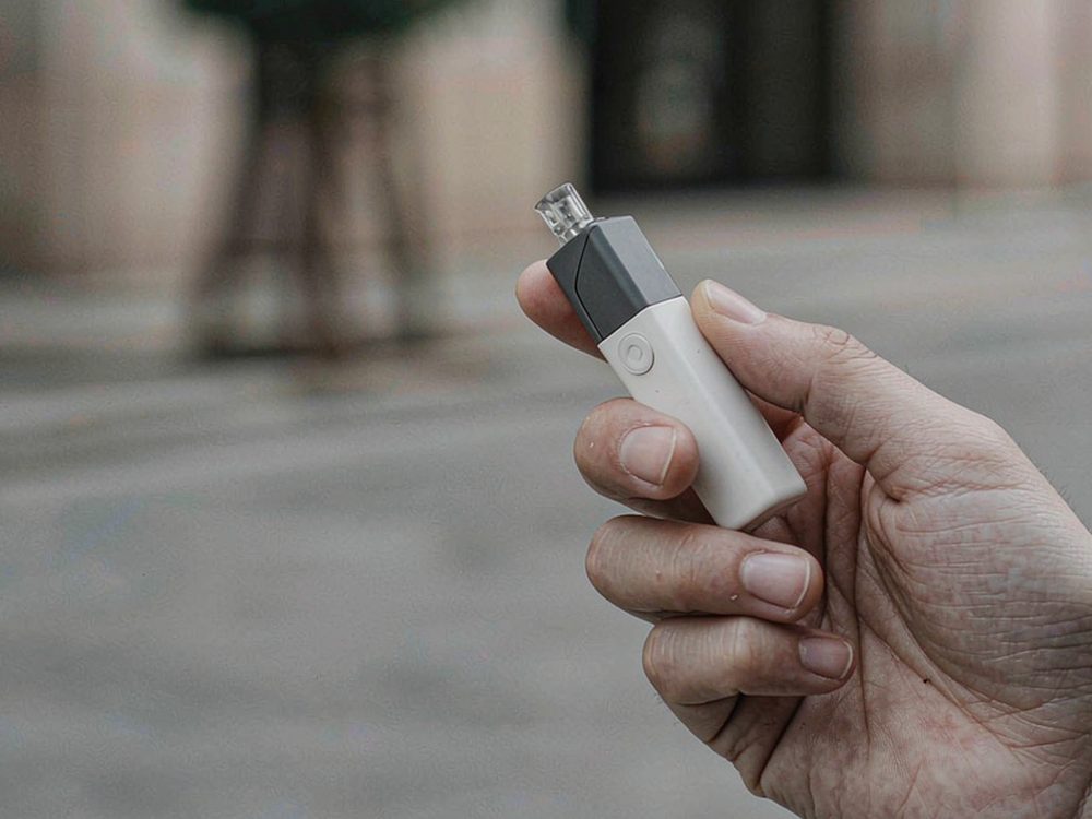 Buyer's Guide to vape kits — premium tier