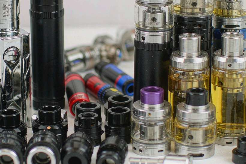Checklist for vape e-liquid — container load