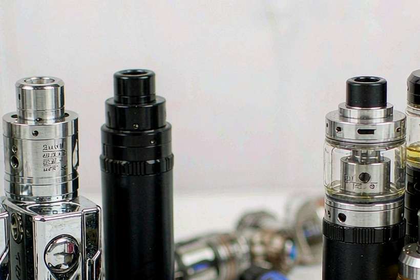 Comparison of vape accessories Suppliers — bulk case