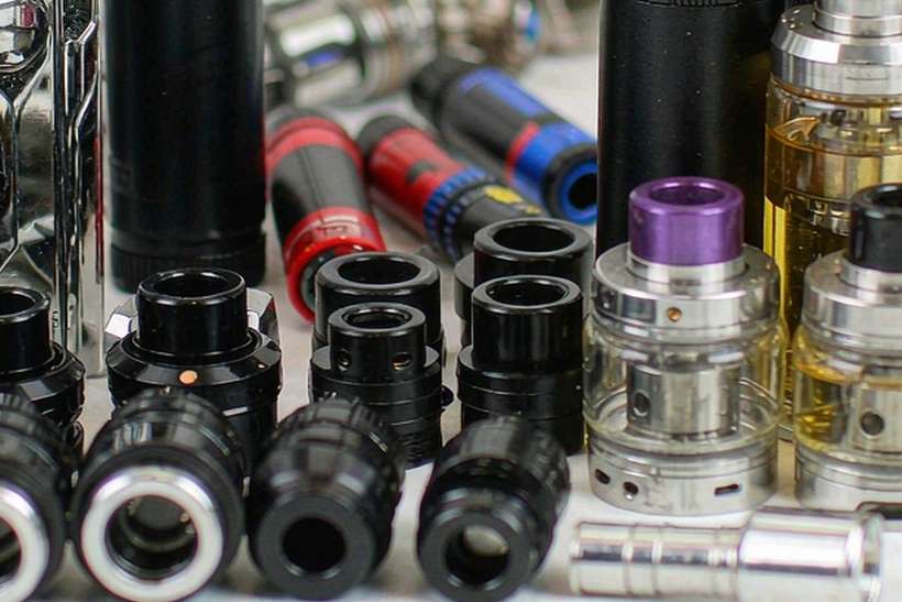 Comparison of vape e-liquid Suppliers — bulk case