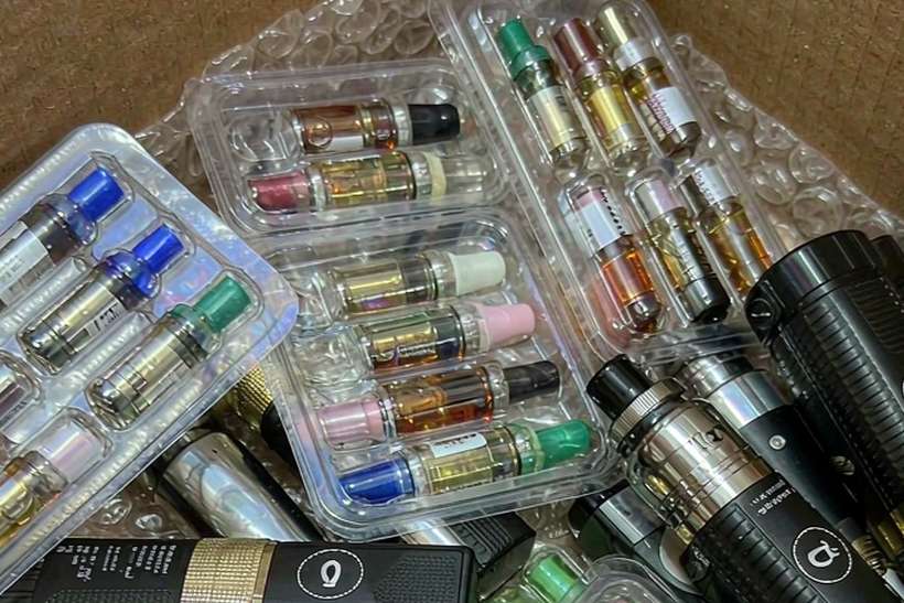 Device Catalog for Jeonju Tanba vape — Middle East