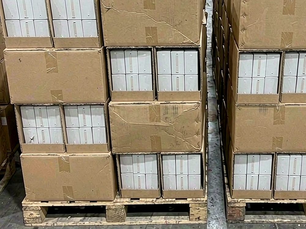 Launch Plan for vape kits — wholesale only