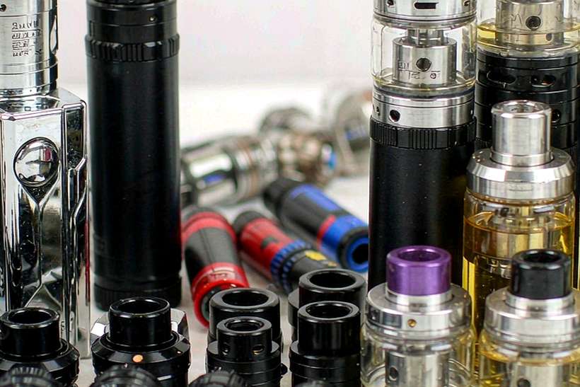 OEM and ODM Options for vape kits — Spring catalog