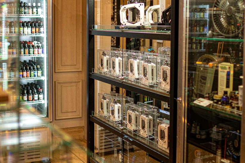 Regional Review of vape mods — container load