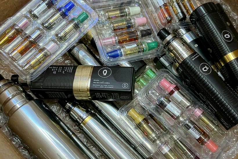 Reseller Guide to vape pods — small parcel
