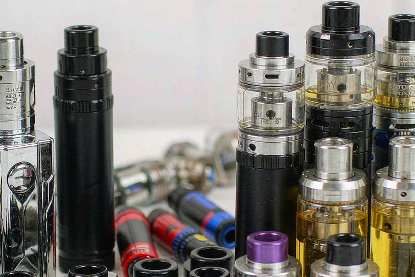 Restocking vape pods — Middle East